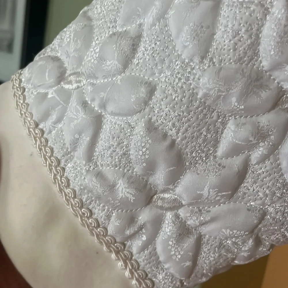 Oscar De La Renta Robe - Picture 3 of 3